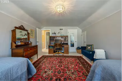 403 W 9th St, The Dalles, OR 97058 - Photo 27