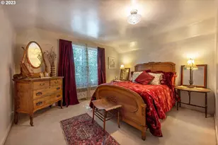 403 W 9th St, The Dalles, OR 97058 - Photo 25