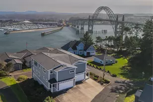 1133 SW 12th St, Newport, OR 97365 - Photo 1