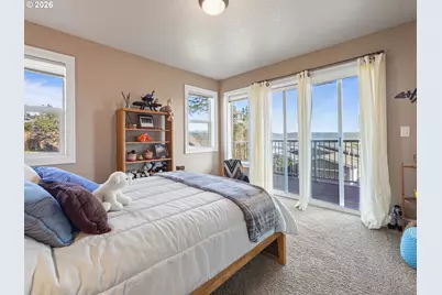 1133 SW 12th St, Newport, OR 97365 - Photo 5