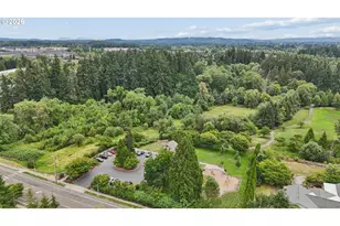 2004 NE Cadbury Ave, Hillsboro, OR 97006 - Photo 23