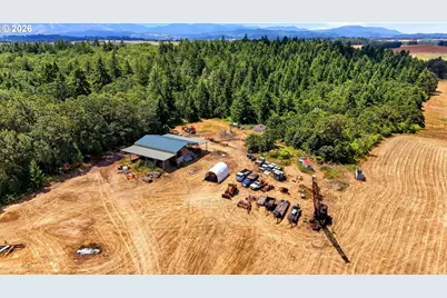 27181 SW Frys Ln, Sheridan, OR 97378 - Photo 9