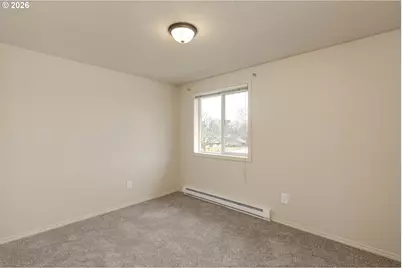 3305 E Vittoria Way #24, Newberg, OR 97132 - Photo 15