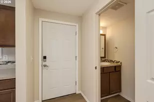 3305 E Vittoria Way, Newberg, OR 97132 - Photo 7