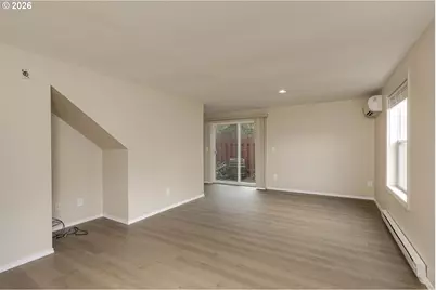 3305 E Vittoria Way #24, Newberg, OR 97132 - Photo 5