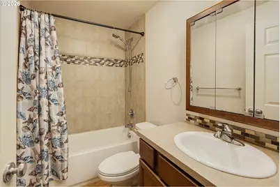 3305 E Vittoria Way #24, Newberg, OR 97132 - Photo 19