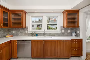 807 SE 28th Ave, Portland, OR 97214 - Photo 17