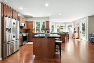 3410 SE Radcliff Ct, Hillsboro, OR 97123 - Photo 9