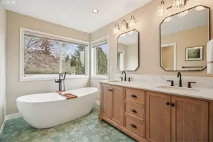 11989 SE Sovereign Dr, Happy Valley, OR 97086 - Photo 15