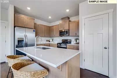 16845 SW Yarra Ln, Tigard, OR 97224 - Photo 5