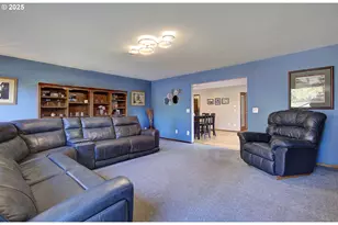 1922 NW 112th Cir, Vancouver, WA 98685 - Photo 17