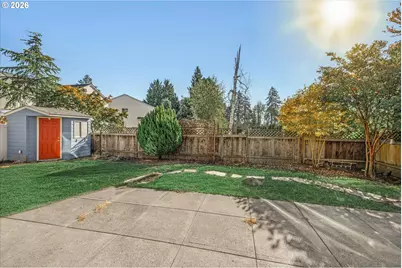 2548 Edgewater Dr, Woodburn, OR 97071 - Photo 9
