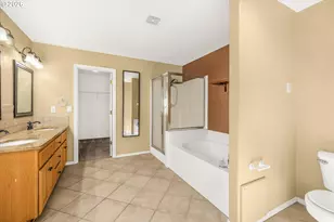 2548 Edgewater Dr, Woodburn, OR 97071 - Photo 15