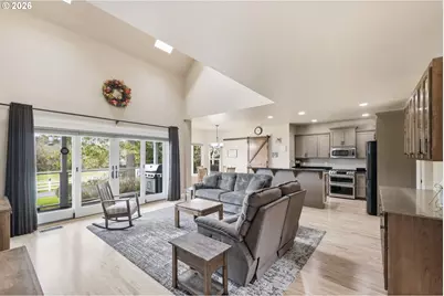 92036 Territorial Hwy, Junction City, OR 97448 - Photo 7