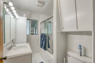 1611 Camino Dr, Forest Grove, OR 97116 - Photo 15