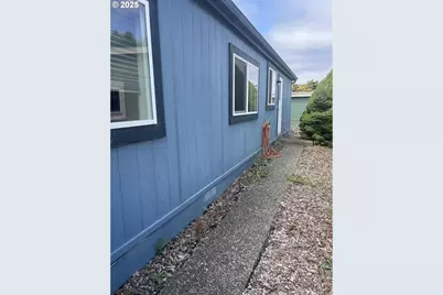 100 River Bend Rd #86, Reedsport, OR 97467 - Photo 5