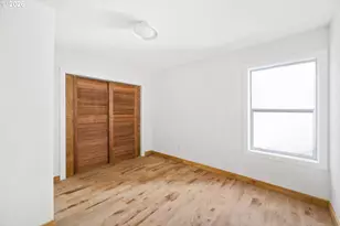 1895 NW 127th Pl, Portland, OR 97229 - Photo 29