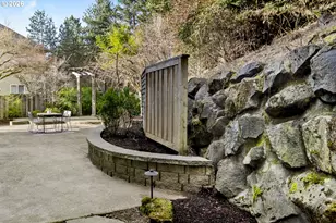 1895 NW 127th Pl, Portland, OR 97229 - Photo 37