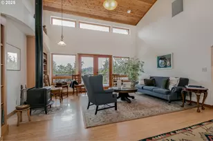 31212 Camas Ln, Eugene, OR 97405 - Photo 13