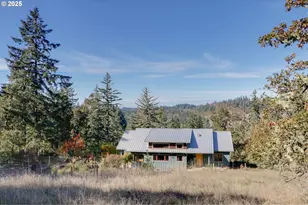 31212 Camas Ln, Eugene, OR 97405 - Photo 3