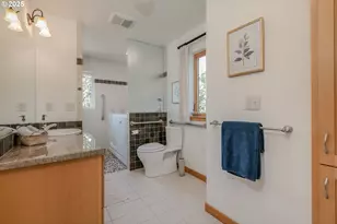 31212 Camas Ln, Eugene, OR 97405 - Photo 29