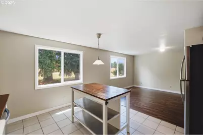 37625 Sunset Ln, Brownsville, OR 97327 - Photo 9
