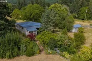 37625 Sunset Ln, Brownsville, OR 97327 - Photo 3