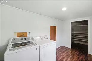 37625 Sunset Ln, Brownsville, OR 97327 - Photo 19