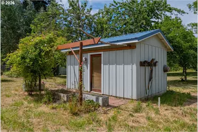 37625 Sunset Ln, Brownsville, OR 97327 - Photo 23
