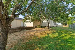 254 N 6th St, Saint Helens, OR 97051 - Photo 27