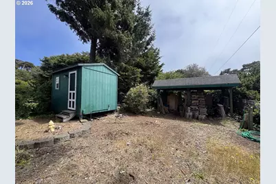 88315 2nd Ave, Florence, OR 97439 - Photo 5