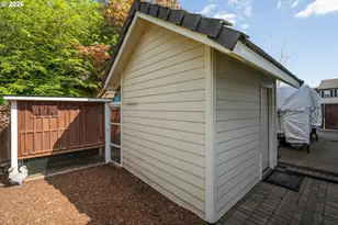 3387 Winchester Way, Eugene, OR 97401 - Photo 33