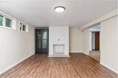 10919 SE Mill Ct, Portland, OR 97216 - Photo 27