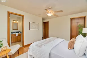 10919 SE Mill Ct, Portland, OR 97216 - Photo 21