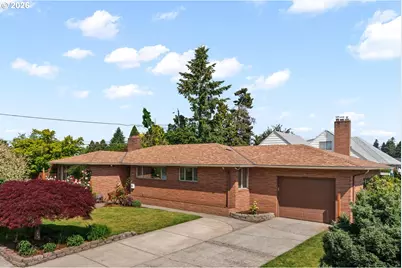 10919 SE Mill Ct, Portland, OR 97216 - Photo 3