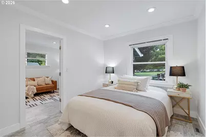 2817 NE Weidler St, Portland, OR 97232 - Photo 9