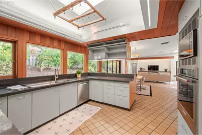 2606 Spring Blvd, Eugene, OR 97403 - Photo 13