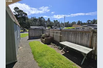 1265 34th Pl, Florence, OR 97439 - Photo 29