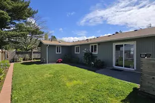 1265 34th Pl, Florence, OR 97439 - Photo 27