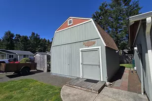 1265 34th Pl, Florence, OR 97439 - Photo 19