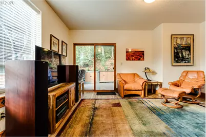 1660 Leatherwood Dr, Eugene, OR 97405 - Photo 15