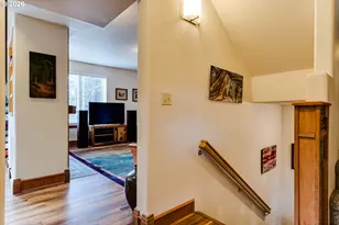 1660 Leatherwood Dr, Eugene, OR 97405 - Photo 5