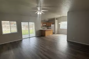 617 E Oregon Ave, Hermiston, OR 97838 - Photo 5