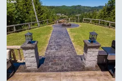 1578 Scholfield Rd, Reedsport, OR 97467 - Photo 3