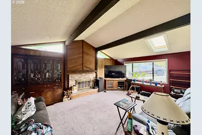 747 Evergreen Loop, Reedsport, OR 97467 - Photo 9