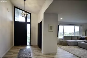 10854 Summit Loop SE, Turner, OR 97392 - Photo 5