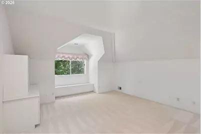 10838 S Southridge Dr, Portland, OR 97219 - Photo 21