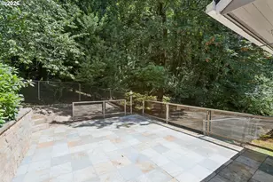 10838 S Southridge Dr, Portland, OR 97219 - Photo 27