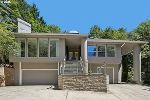 10838 S Southridge Dr, Portland, OR 97219 - Photo 1