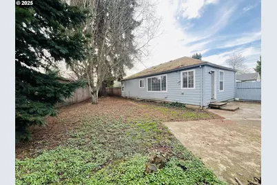 624 N Settlemier Ave, Woodburn, OR 97071 - Photo 13